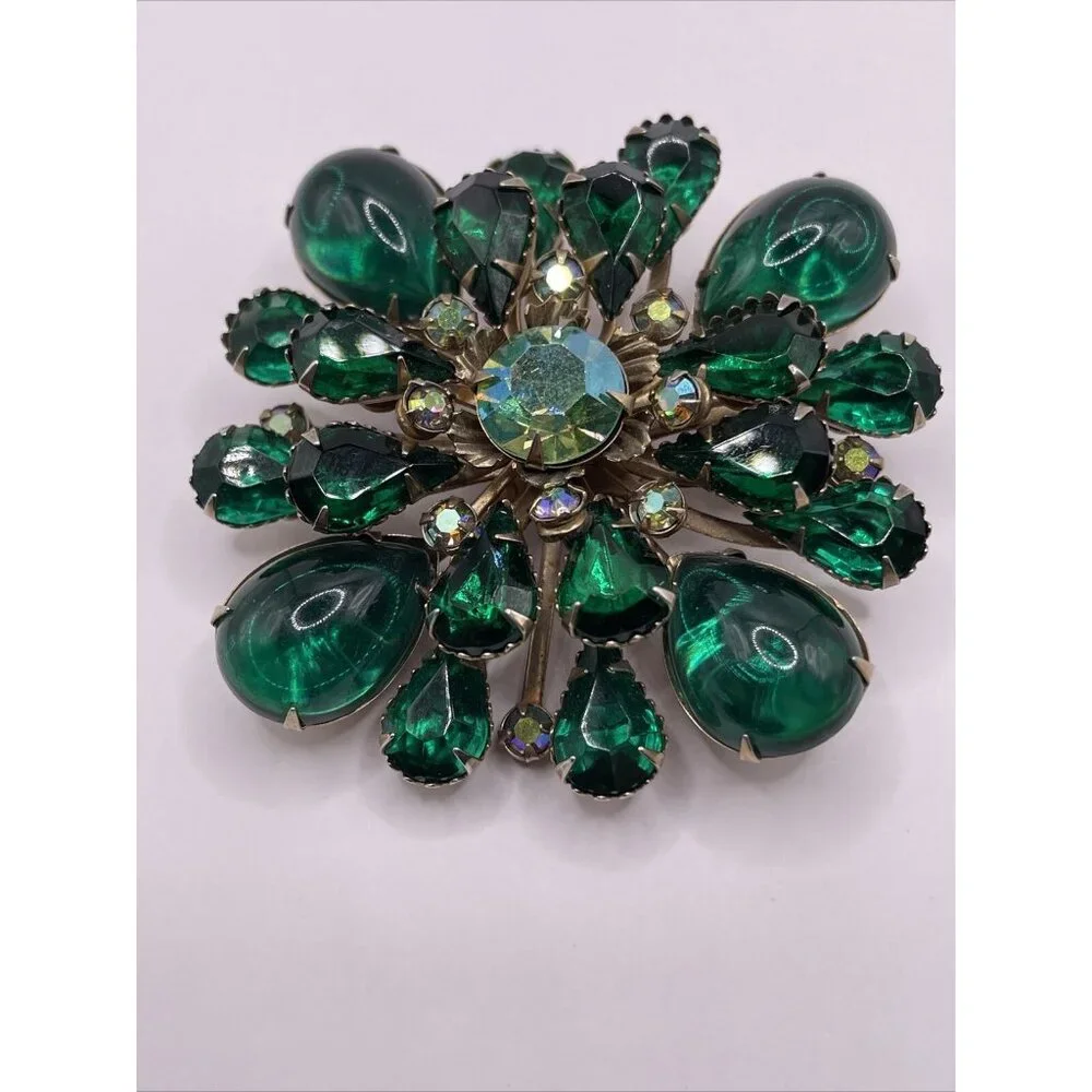 VTG Statement Green & AB Lucite Bead Gold Tone Riveted Brooch Green Glows! UV A7